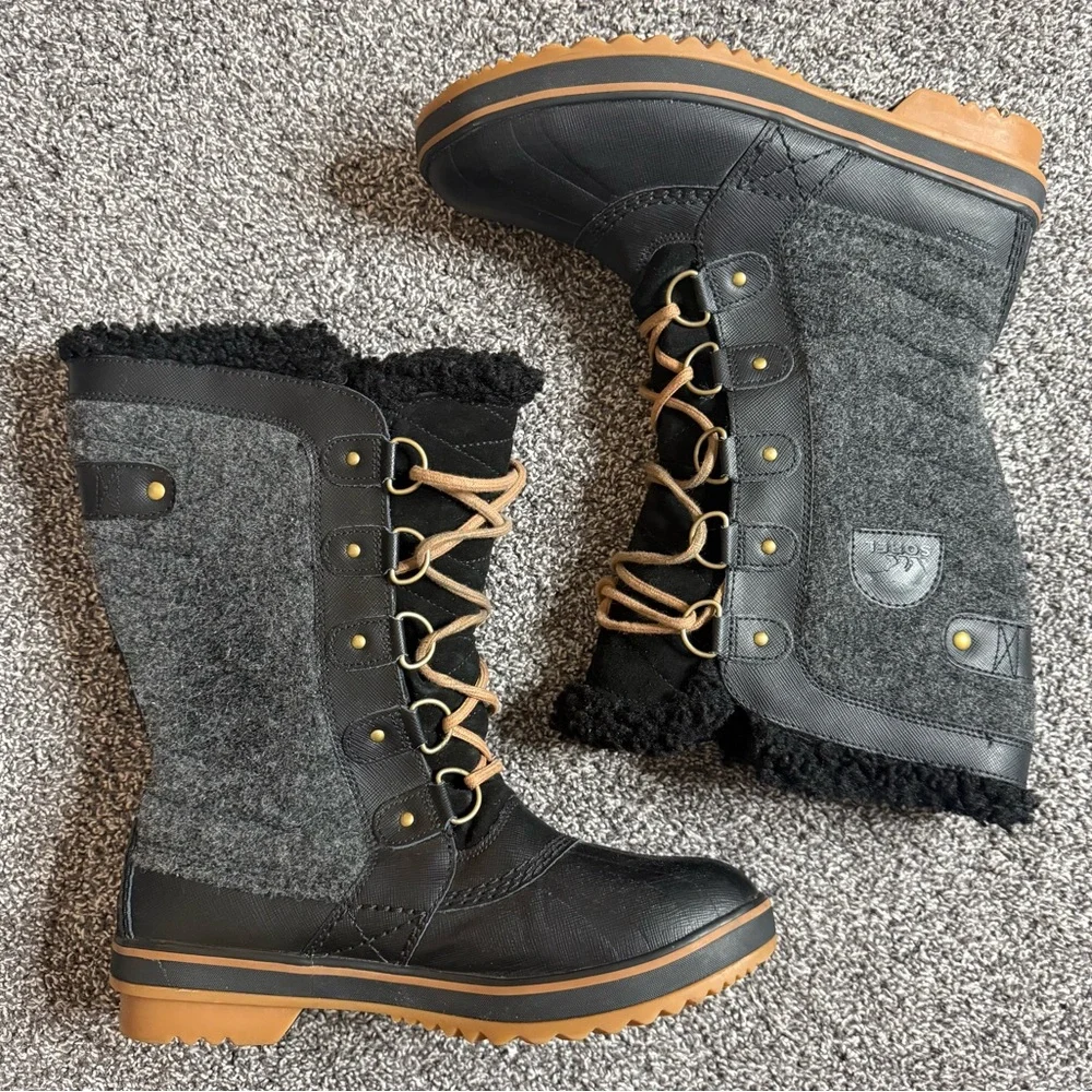 Sorel Tofino II Faux Shearling Lined Waterproof Boot black gum size 8.5